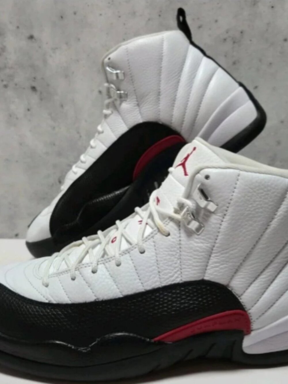 Air Jordan 12 Retro Taxi Flip Basketball Shoes